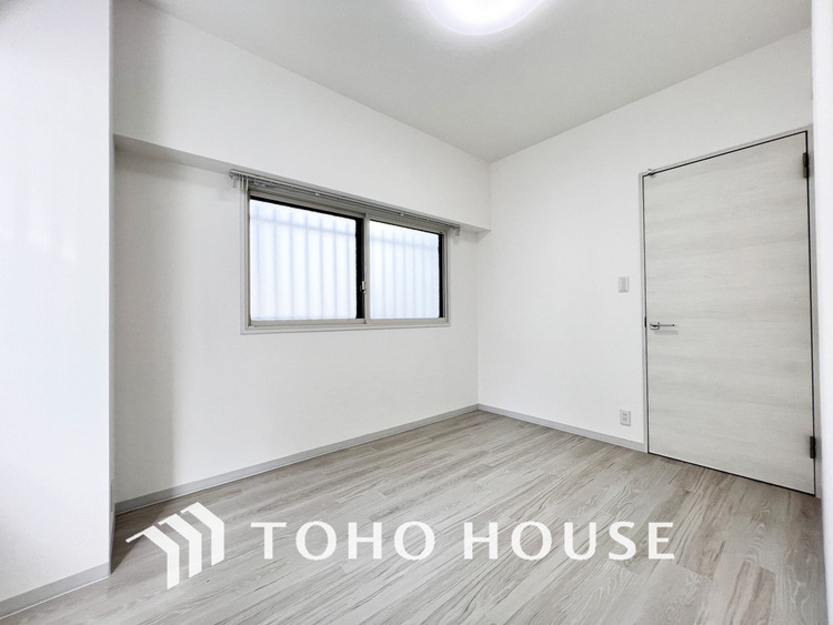 内装 シンプルですっきりとした室内は飽きのこない居心地の良い雰囲気です