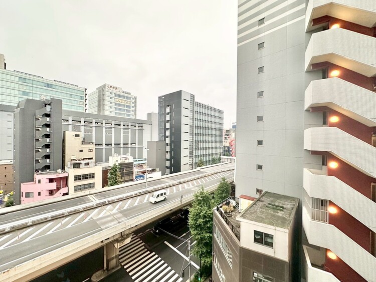 その他 眺望や窓からの景色が良いと、家で過ごす時間も快適です。