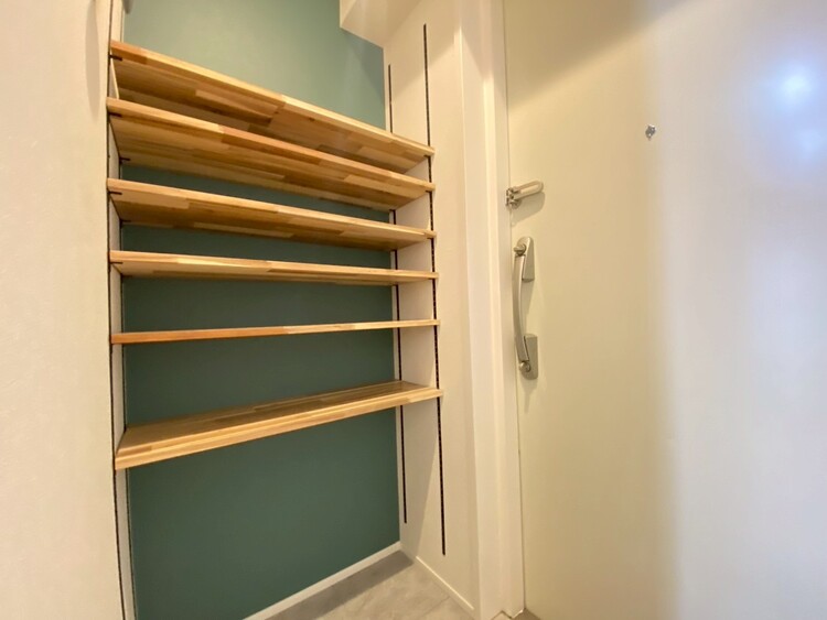 その他 収納スペースが付いていて、お部屋を広く使っていただけます。