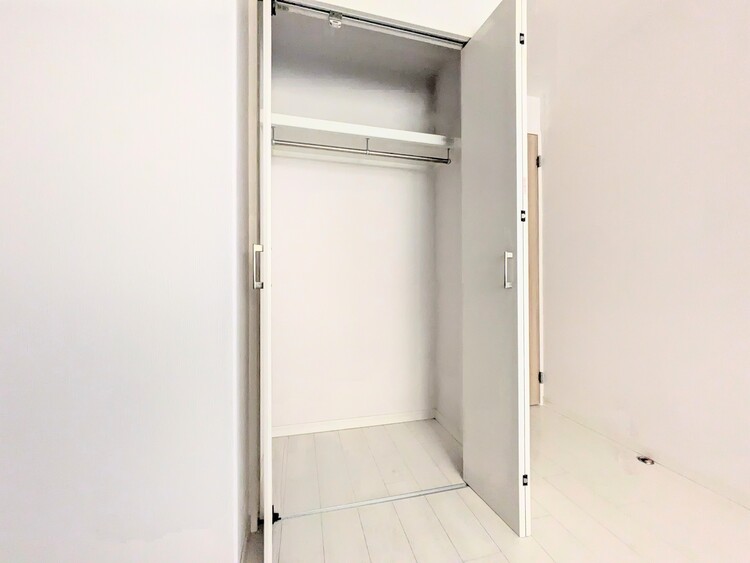 その他 収納スペースが付いていて、お部屋を広く使っていただけます。