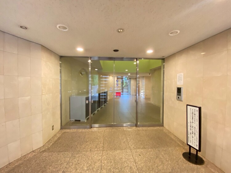 その他 館内は静寂な中が保たれており、管理が行き届いている印象を受けました。