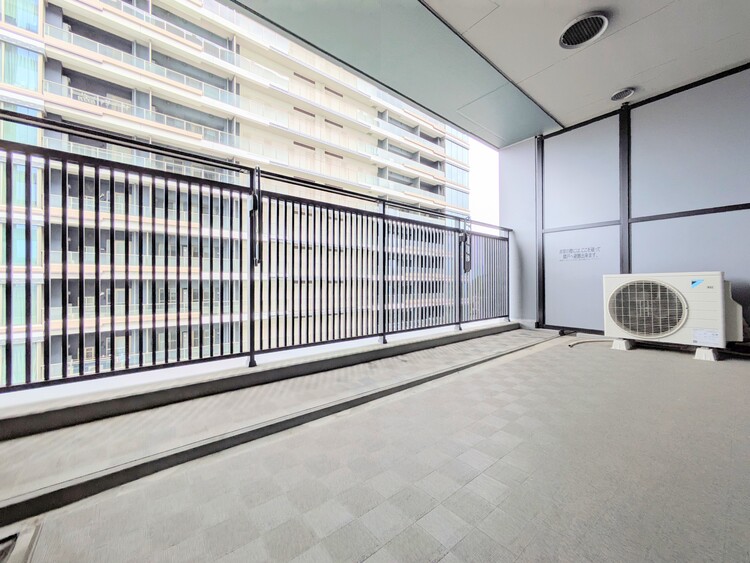 その他 朝の澄んだ空気や、夕方に吹く清々しい風を感じられるバルコニー。