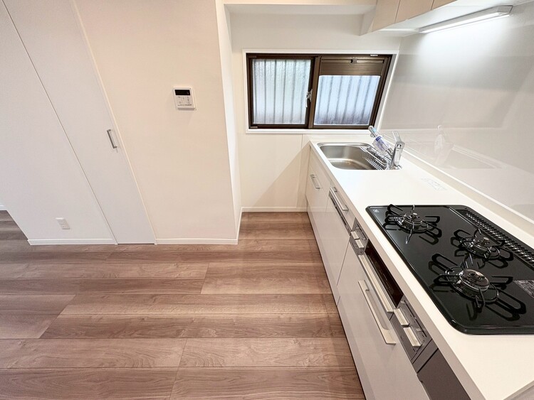 その他 開放感のあるキッチンスペース。調理をしながら、会話も弾みそうですね。