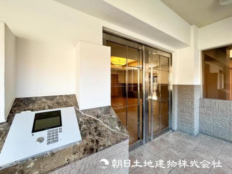 エントランス 安心のオートロック設備もございます