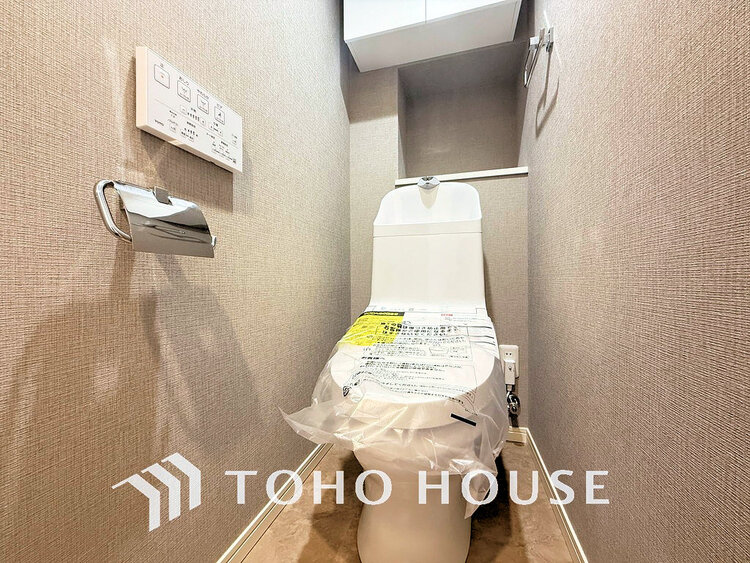 トイレ トイレには快適な温水洗浄便座付