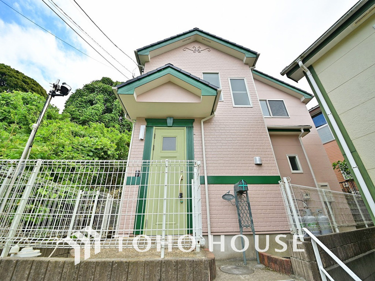 外観 〜各居室6帖以上のゆとりある4LDK住戸〜閑静な住宅街に立地〜新規リフォーム〜