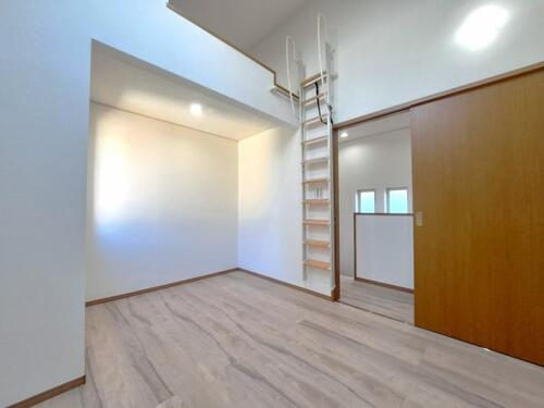 神奈川区松見町２丁目　中古一戸建ての物件画像