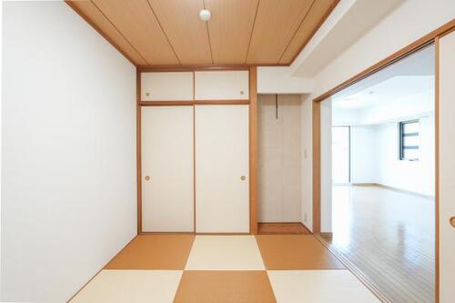 コモア六浦　六番館の画像