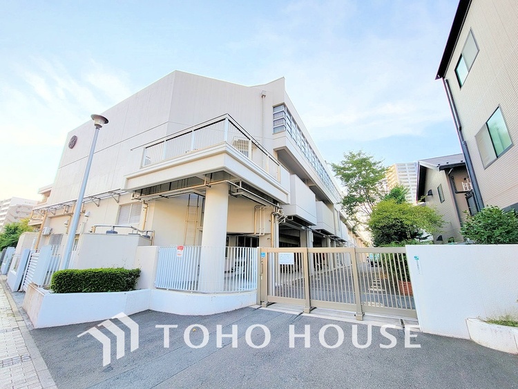 周辺 横浜市立平沼小学校　距離650ｍ