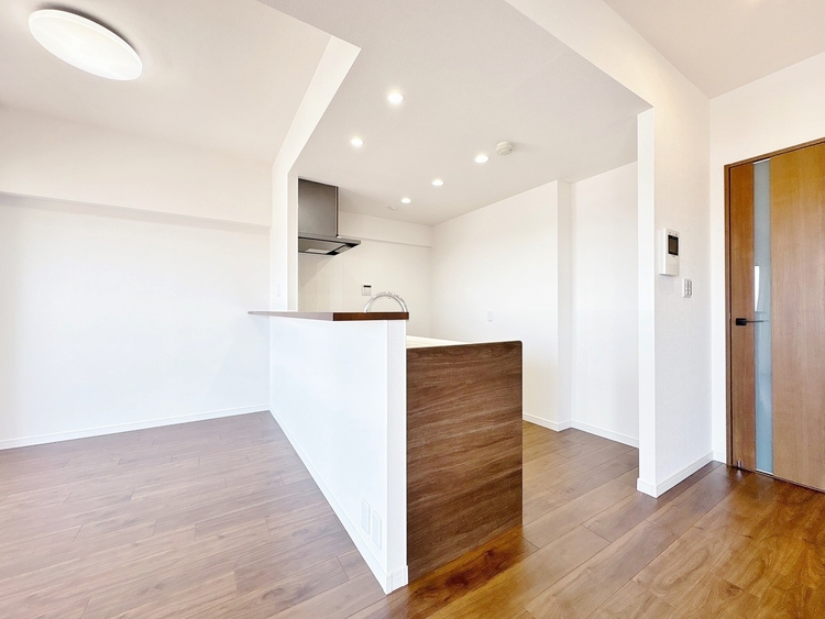 キッチン 洗練されたスタイリッシュなデザイン性と使いやすさを備えた仕様。