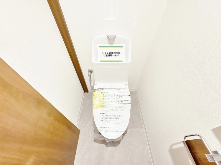 トイレ 暮らしの中のさりげないひとときの快適さにも、こだわりを、持って設備を配しております。