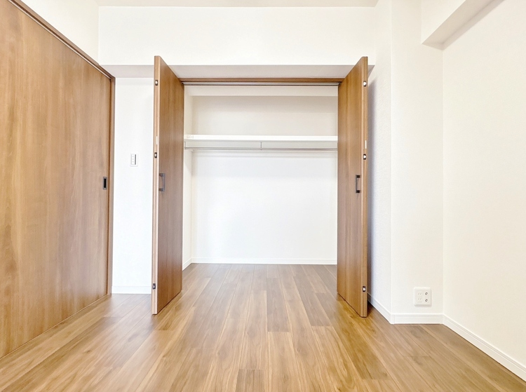 収納 居室にはクローゼットがあり、荷物もスッキリ収納して快適にお過ごしいただけます。