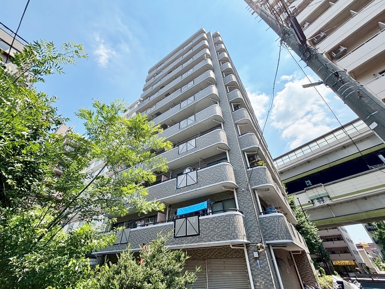 外観 資料には掲載していない情報が、現地にはたくさんあります。是非一度、現地をご確認ください。