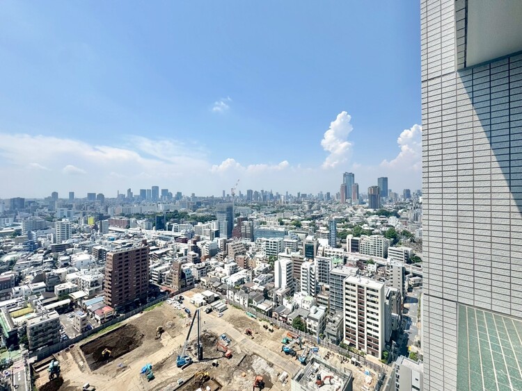 その他 眺望や窓からの景色が良いと、家で過ごす時間も快適です。