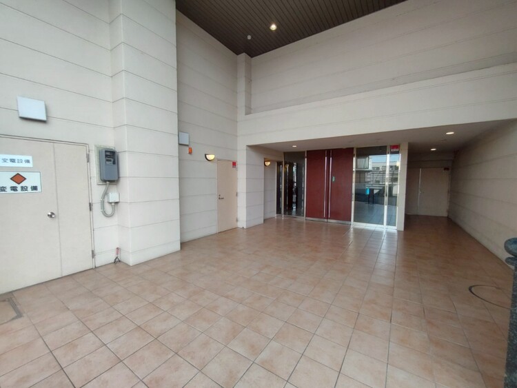 その他 上質感漂う玄関アプローチです。