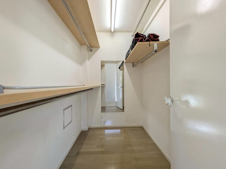 その他 収納スペースが付いていて、お部屋を広く使っていただけます。