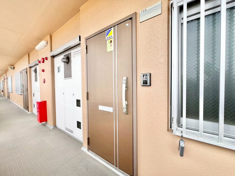 玄関 清潔感のある落ち着いた雰囲気の玄関です。