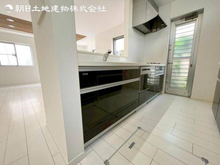 キッチン すぐのご見学や資料請求などお気軽にお問い合わせください