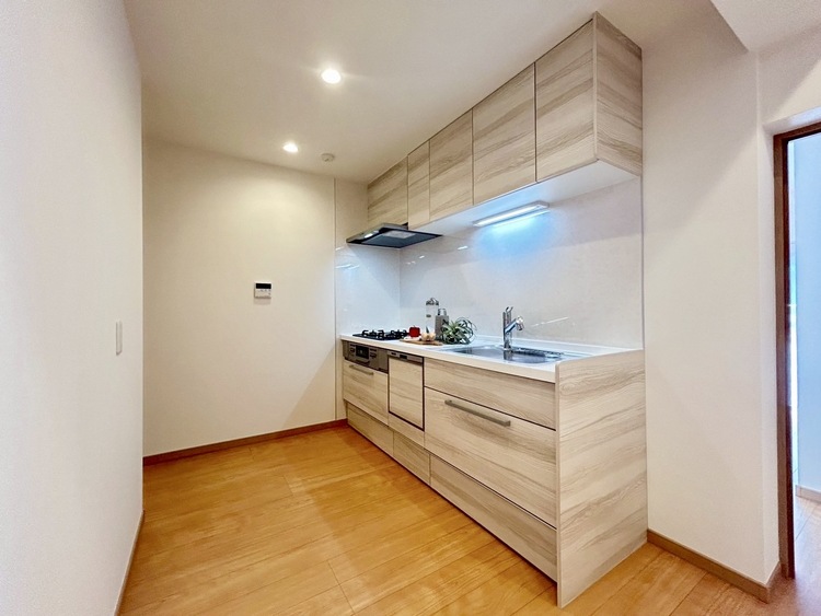 その他 開放感のあるキッチンスペース。調理をしながら、会話も弾みそうですね。