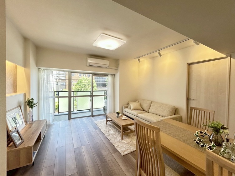 その他 伸びやかな空間のなかで、ゆったりとしたひとときを過ごせます。