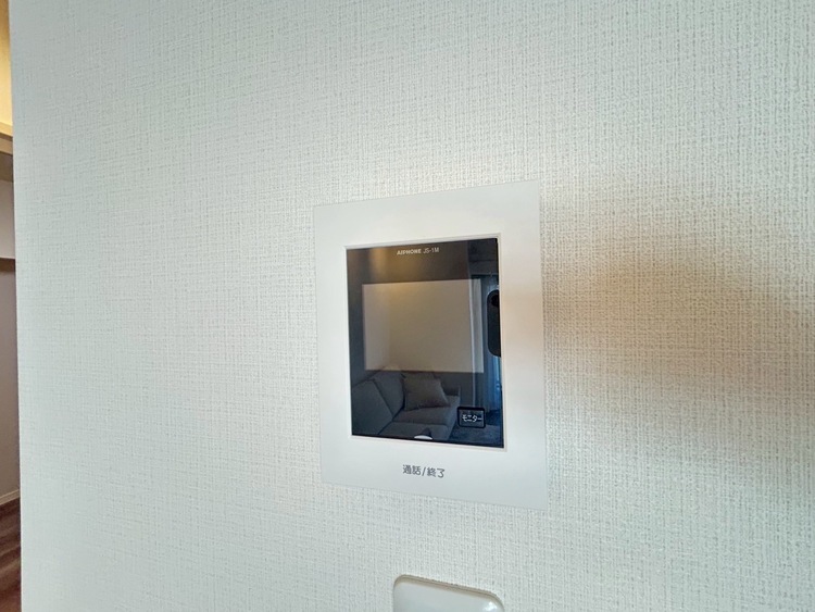 その他 誰が来てもわかる様にモニター付きインターホンを設置。