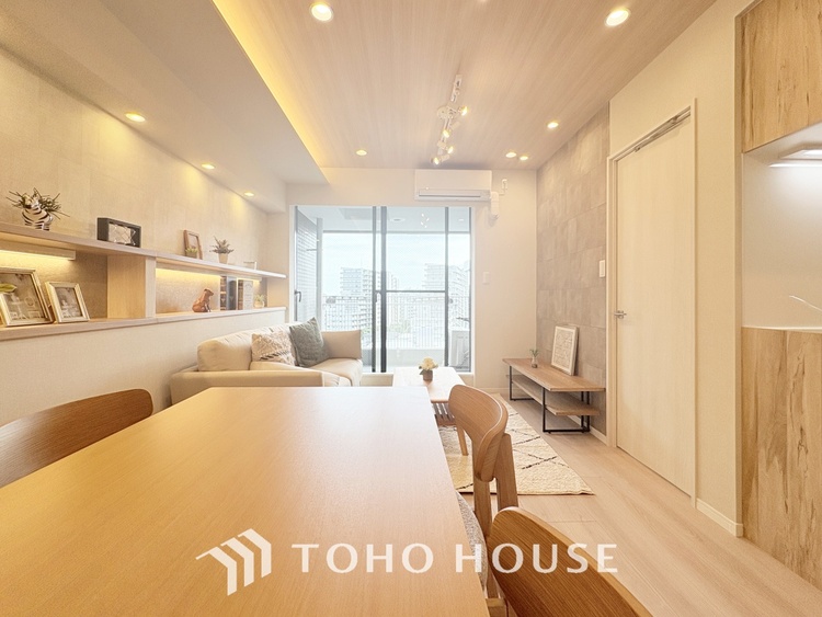 内装 【LIVING】◆家族◆愛する家族を一目で見渡せる。家族が集う空間。永遠に続く幸せな毎日を、ここで。