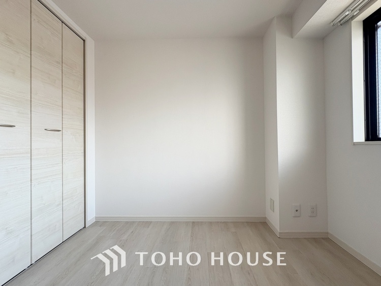 内装 【PRIVATE ROOM】◆快適◆な暮らしに不可欠な収納スペース。快適さとともに思い出も詰まっていく。