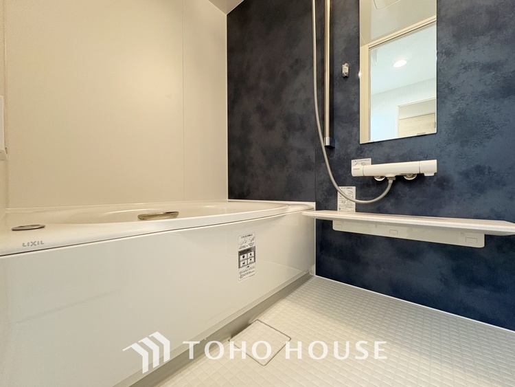 風呂 【BATHROOM】◆プライベートな空間◆simpleだからrelaxできるんです。こころもからだもキレイさっぱり。