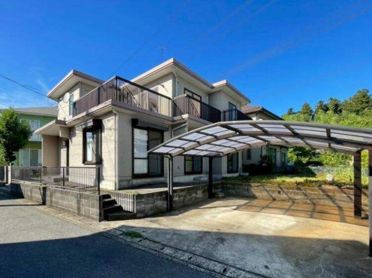 外観 陽光がたっぷり注ぐ南西道路の広々土地68坪！