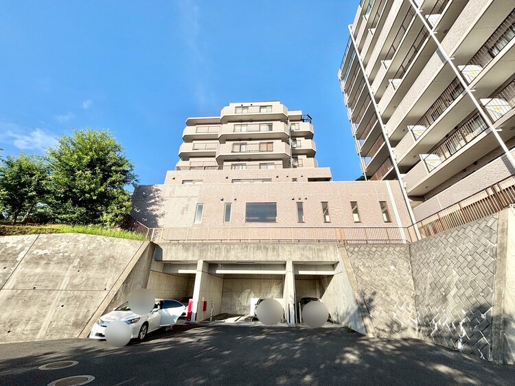 外観 現地に足をお運びいただいた際には、周辺散策などをお勧めいたします。