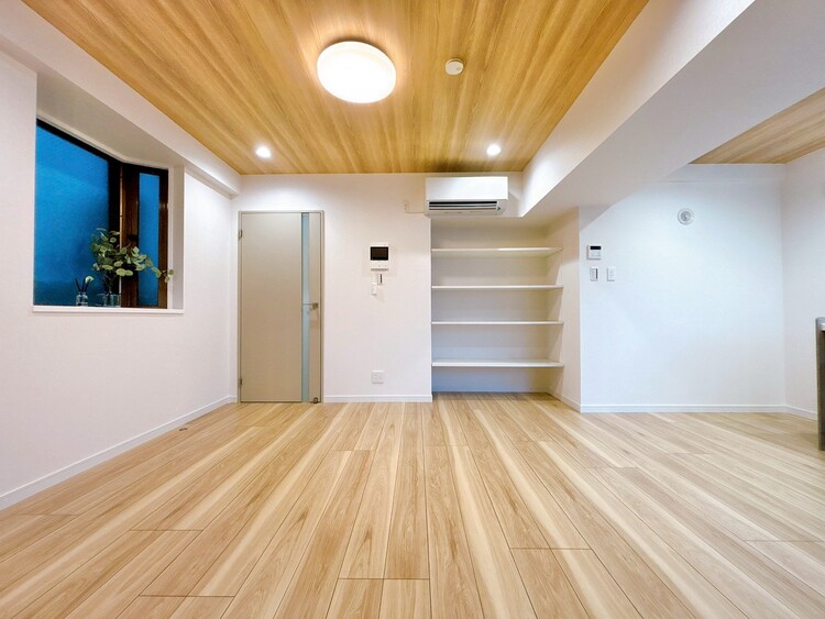 居間 豊かな居住性と、安心感を満たすクオリティが見事に調和した住空間。