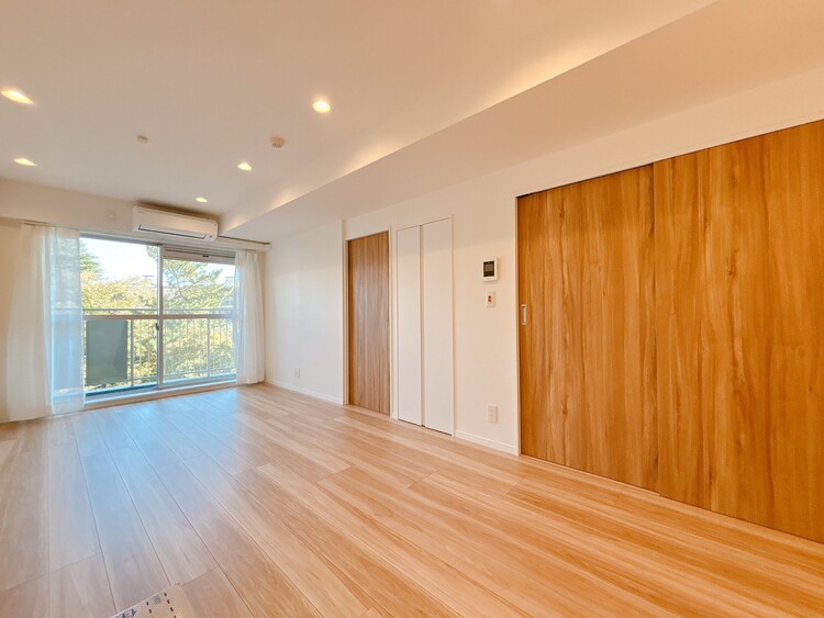 居間 豊かな居住性と、安心感を満たすクオリティが見事に調和した住空間。