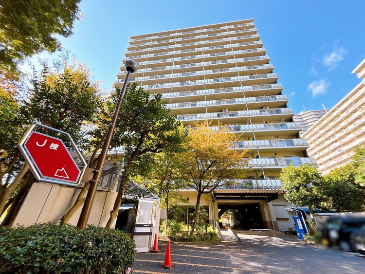 外観 資料には掲載していない情報が、現地にはたくさんあります。是非一度、現地をご確認ください。