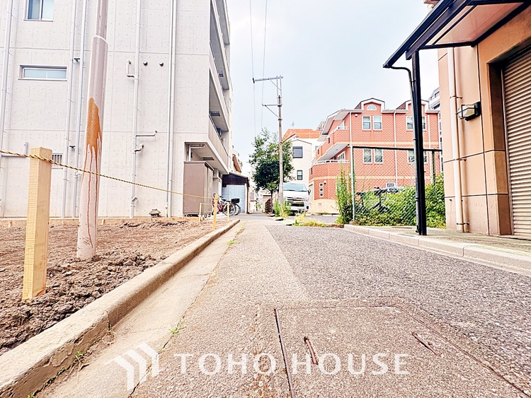 その他 叶えたかったのは落ち着きのあるナチュラルな風合い、そして開放感があるリビング。優雅な気分に浸れる幸せな時間を家族が自然と集まりたくなるこの空間で。