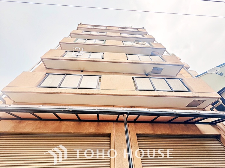 その他 ◆愛育◆キッチンは家族の絆を育む大切な空間。シンプルで使い易いSystemKitchenで愉しく作る料理は愛情のある美味しいご馳走に。家族で使える広々としたダイニングキッチンです。