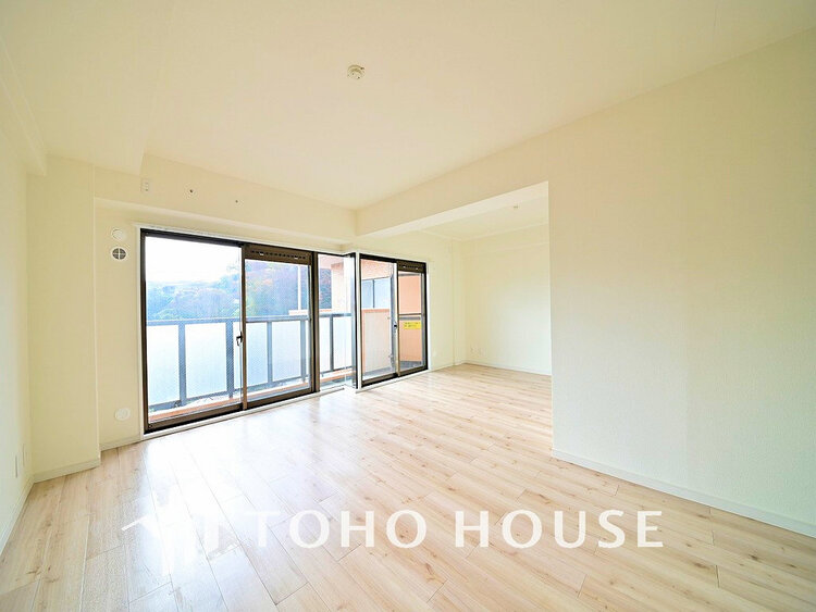 内装 ゆったりとくつろげる上質なリビングダイニング