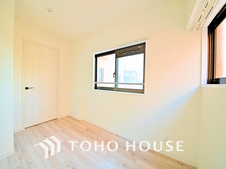 内装 シンプルですっきりとした室内は飽きのこない居心地の良い雰囲気