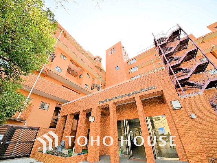 外観 〜最上階、南向き角部屋につき陽当り・眺望良好〜ゆとりあるLDK約16帖〜新規リフォーム〜