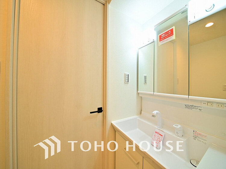 洗面 清潔感のある脱衣場