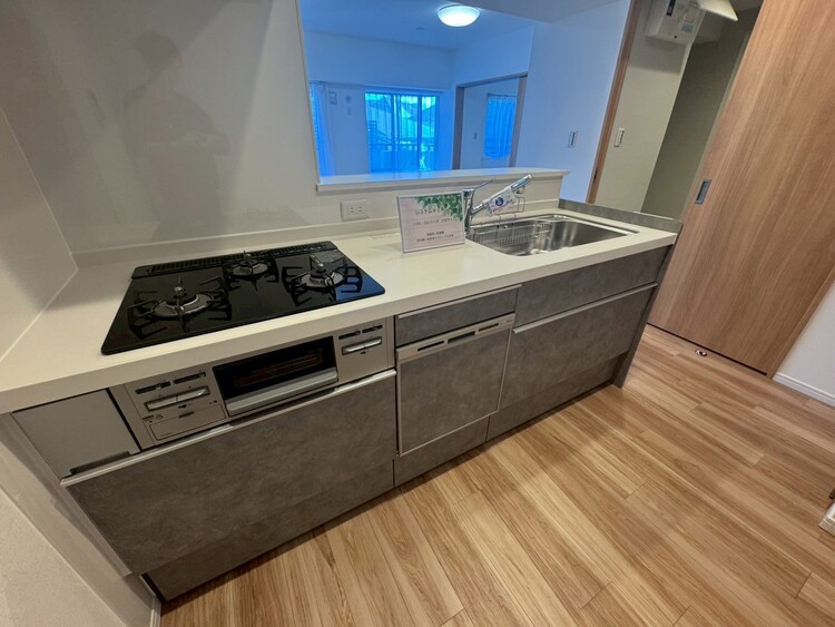 その他 使いやすくスタイリッシュなキッチン空間になっております。