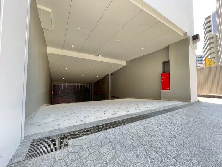 駐車場 本物件の駐車スペースです。車種制限のある場合もございますので、お気軽にお問い合わせくださいませ。