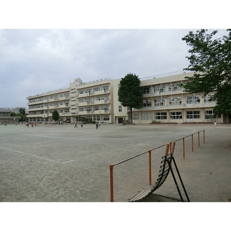 周辺 川越市立仙波小学校(約470m)