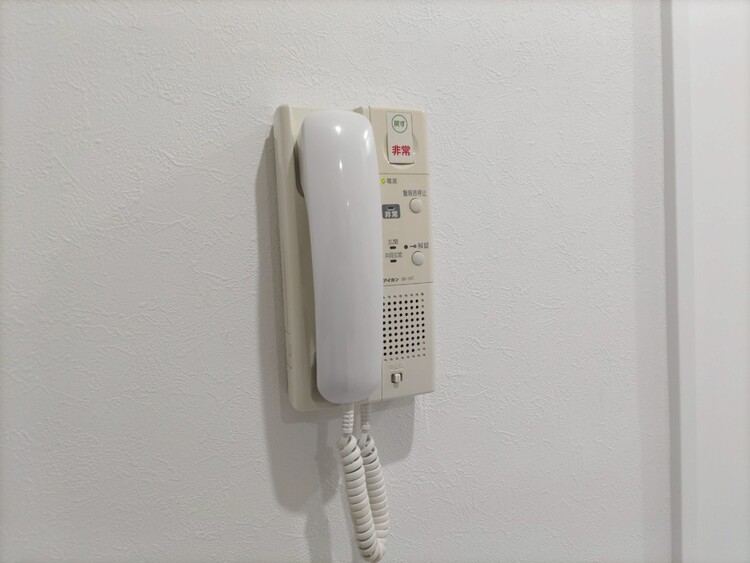 その他 室内にはインターホンを設置。快適と安らぎを合わせた優しい設計。