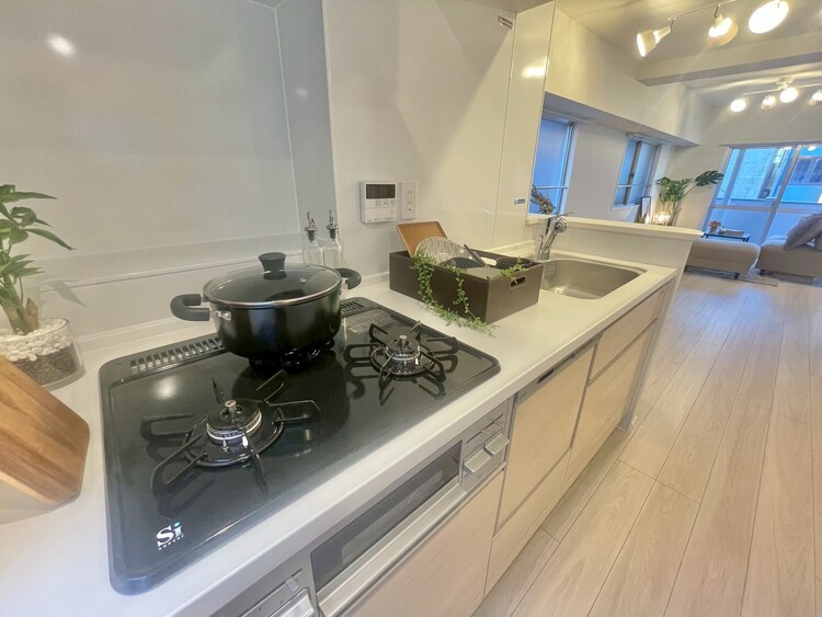 その他 開放感のあるキッチンスペース。調理をしながら、会話も弾みそうですね。