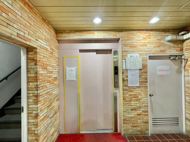 その他 エレベーター完備のため荷物が多くなっても安心。
