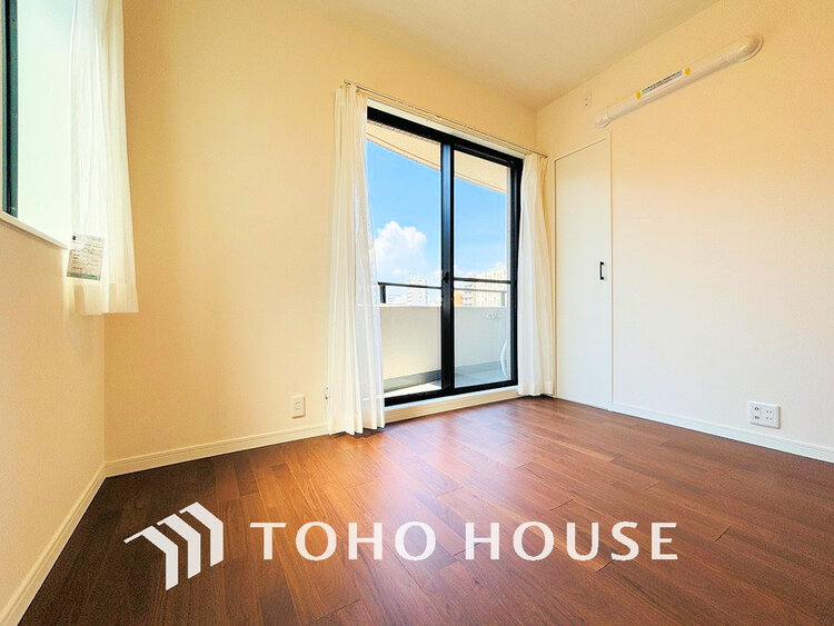 内装 シンプルですっきりとした室内は飽きのこない居心地の良い雰囲気