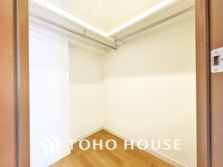 収納 沢山のお洋服を綺麗に収納できる「ウォークインクローゼット」