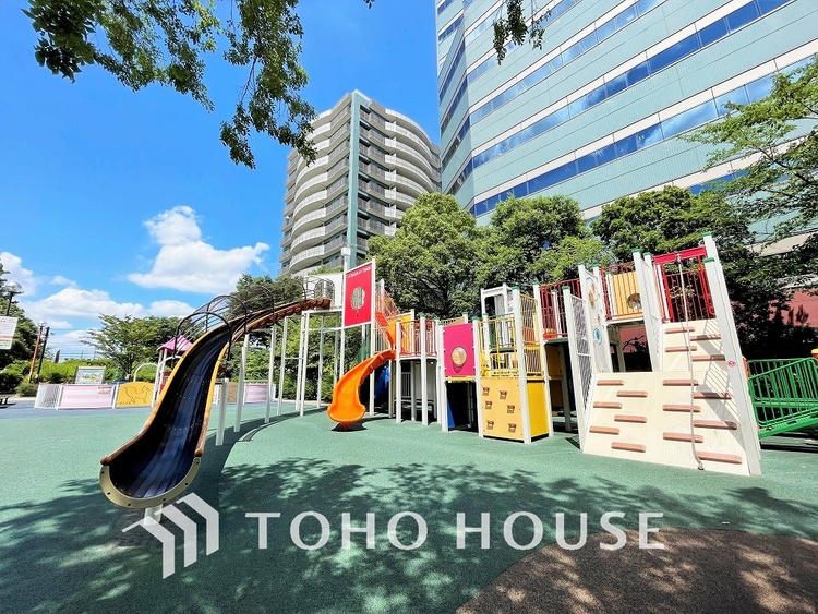 周辺 厚木中央公園　距離450ｍ