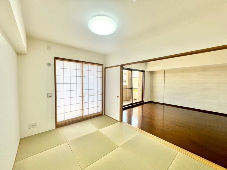 寝室 ちょっと一休みしたい時、すぐに横になれることも魅力。