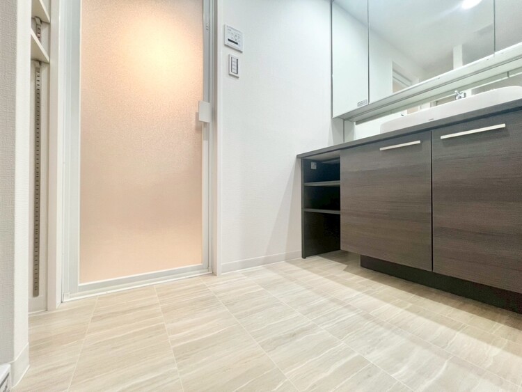 洗面 十分な広さの脱衣所。